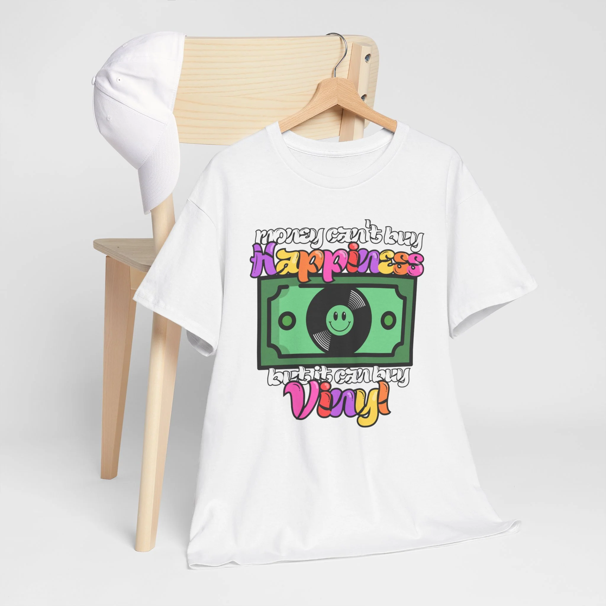 'Money can't buy happiness' Men's Vinyl T-Shirt - Image 12